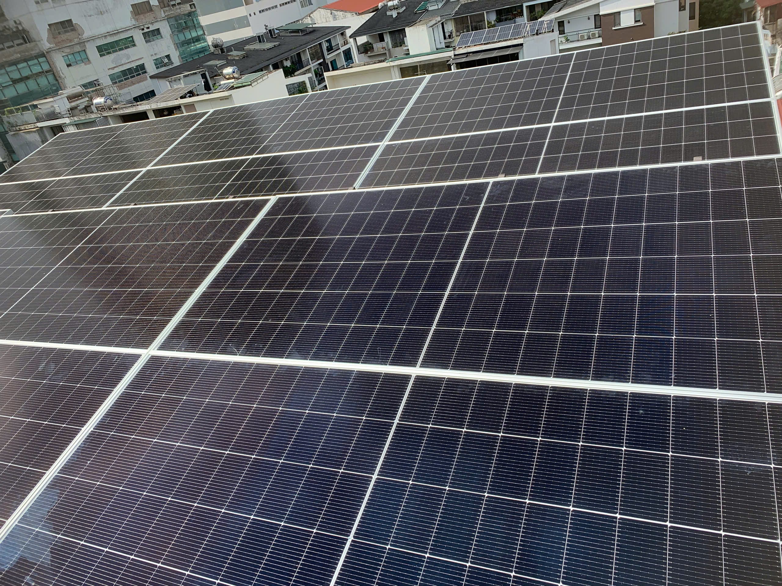 Công trình lắp điện mặt trời 10kWp cho chung cư mini tại hà Nội